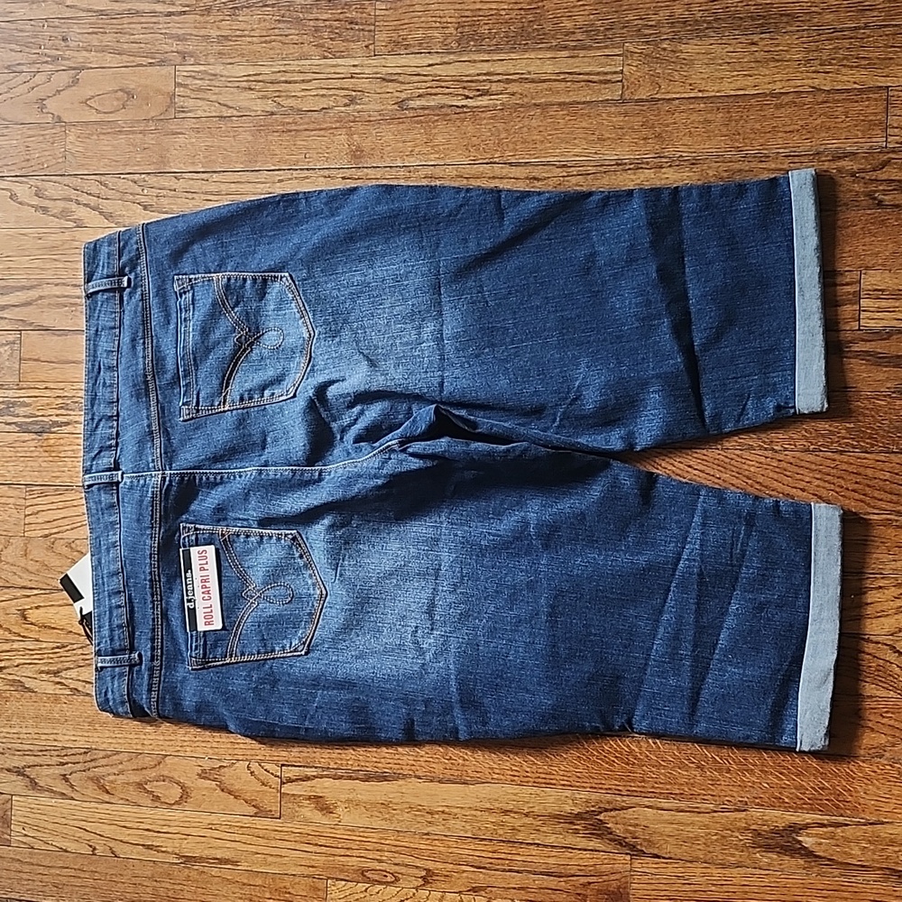 d. jeans Women's Dark Blue Cropped Jeans Size 22 - Picture 3 of 7